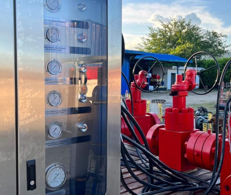 Cómo Elegir el Panel de Control Adecuado para tu Proyecto Industrial